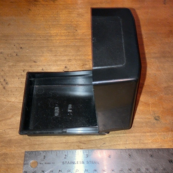 Harley-Davidson Black and Gold tone plastic box - Picture 8 of 16